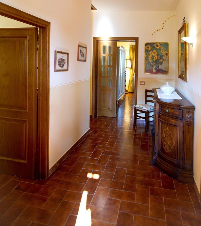 Agriturismo Podere Poggio Ai Cieli San Gimignano Kamer foto